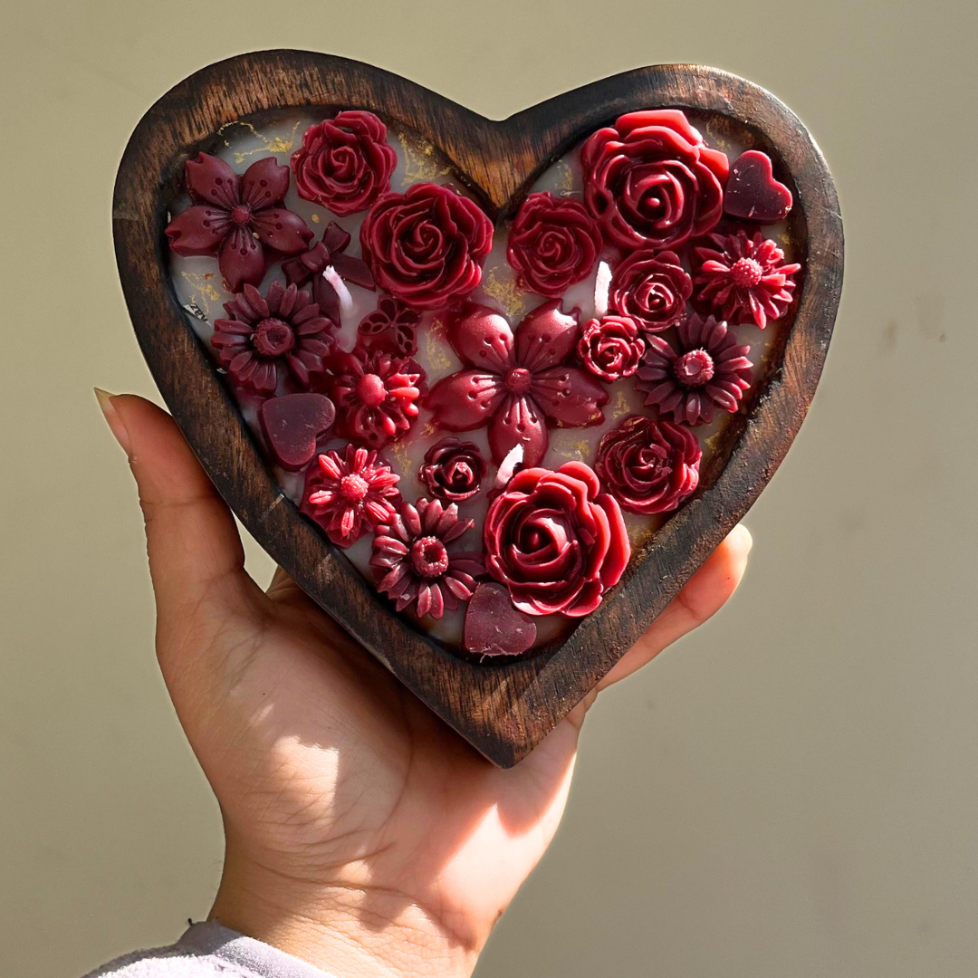 Medium Wooden Heart Scented Candle With Flowers